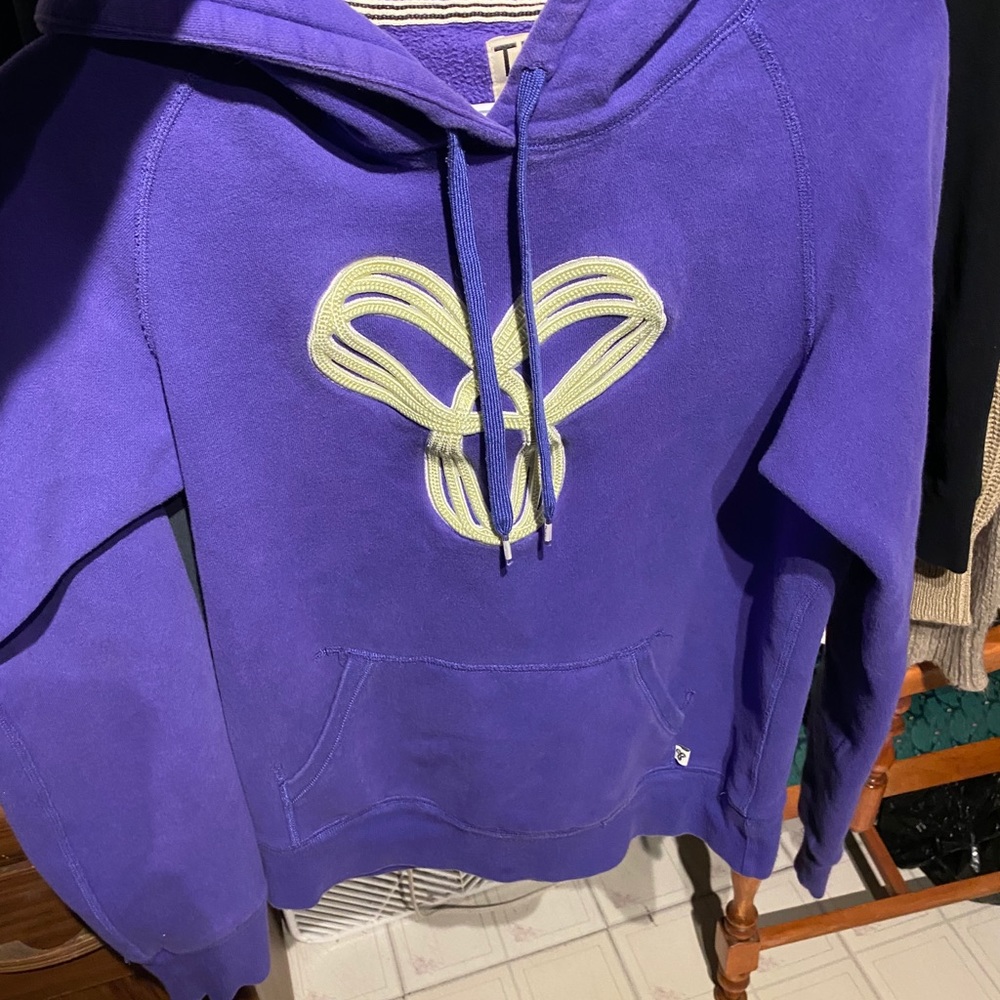 Tna hoodie